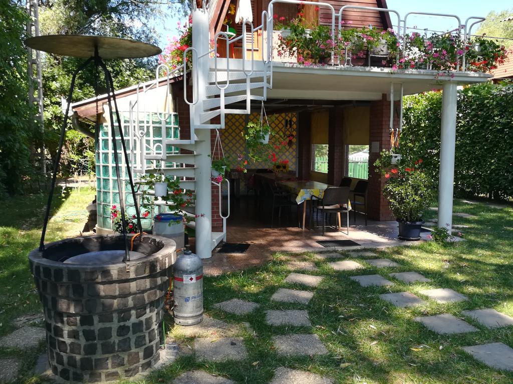 Tiszavirág Nyaralóház Szeged Exterior foto