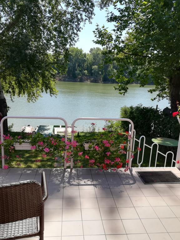 Tiszavirág Nyaralóház Szeged Exterior foto